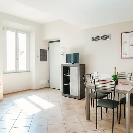 Apartmán Grape Attic 72 - The House Of Travelers
